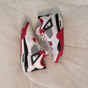 Jordan 4 Fire Red (2020)